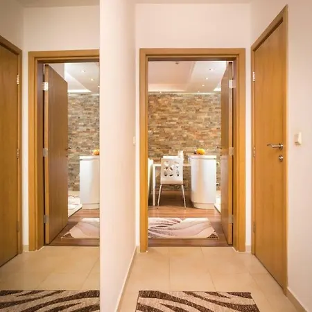 Nice And Cozy Flat In The Center Sofia Exterior photo